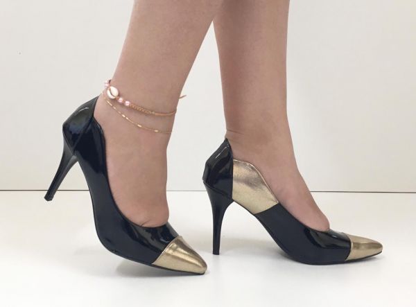 Scarpin Mysapatilhas Verniz Preto/Dourado Salto 7 cm
