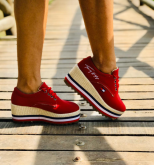 TÊNIS FLATFORM TOMMY HILFIGER VERMELHO CARDAÇO