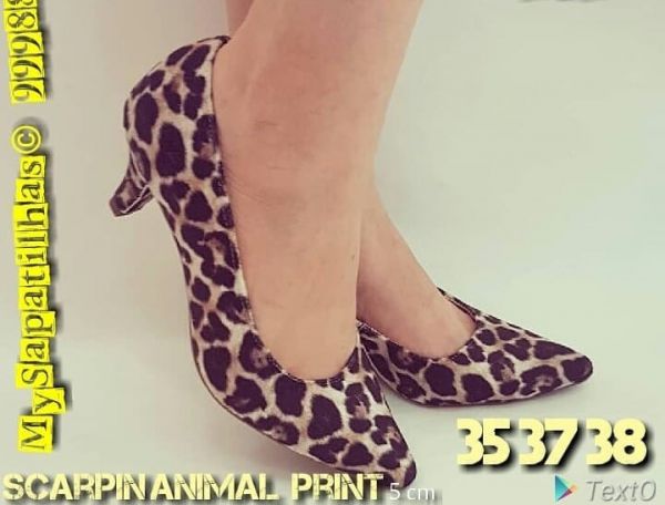 Scarpin Confort Animal Print Onça Aveludado Salto 5 cm