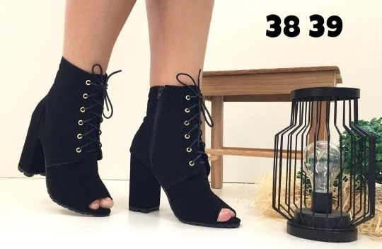 Coturno Feminino Leka Shoes Napa Preto Cardaço Cano Curto Salto 13 cm